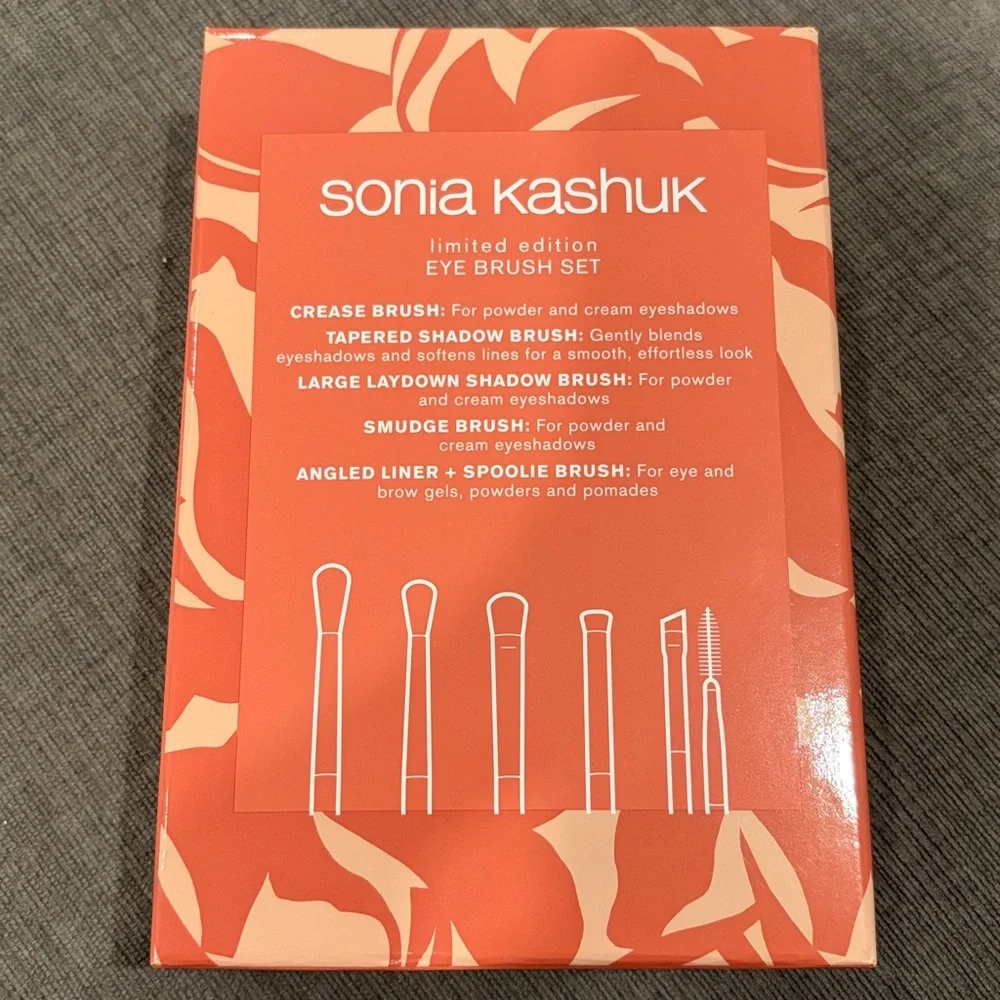 Sonia Kashuk Large Travel Makeup & Toiletry Bag with brushes - NWT! beauty bags